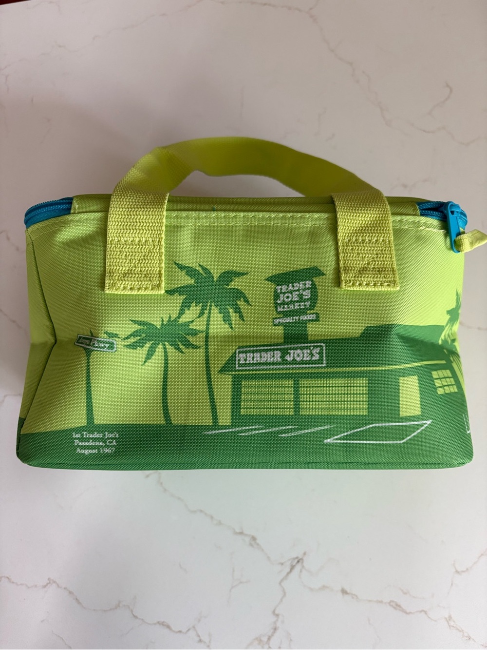 Trader Joe's Lime Green Mini
Insulated Bag NWT
Summer Tote 2026